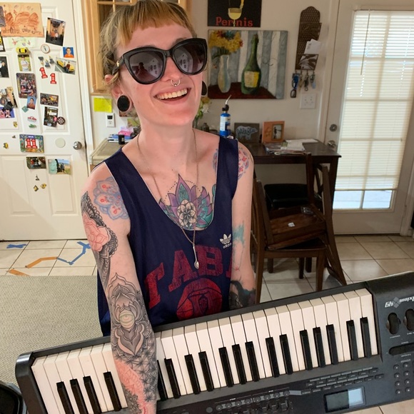 Meet your Posher, Rooney - Picture 1 of 1